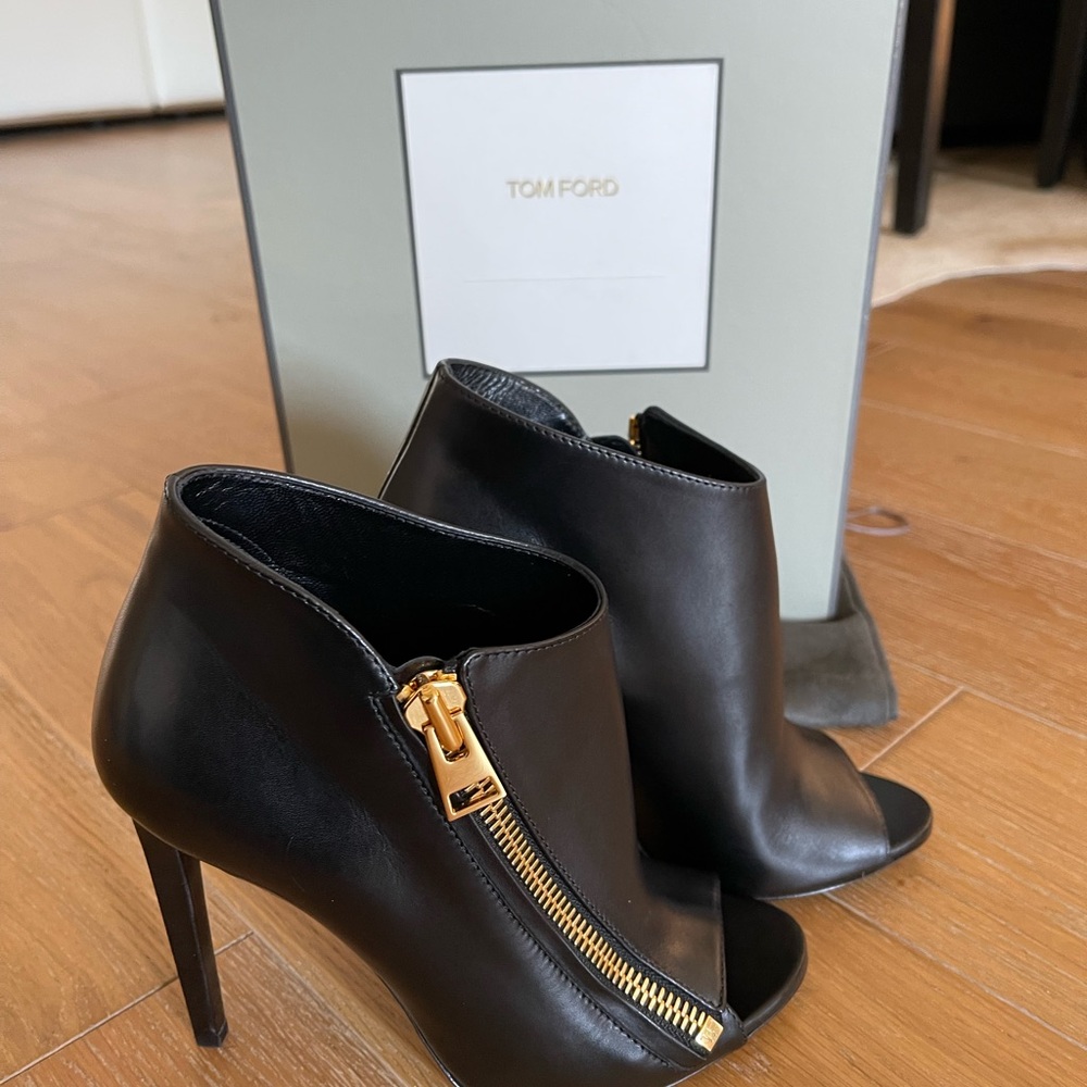 Tom Ford Bos Taurus ankle size 38